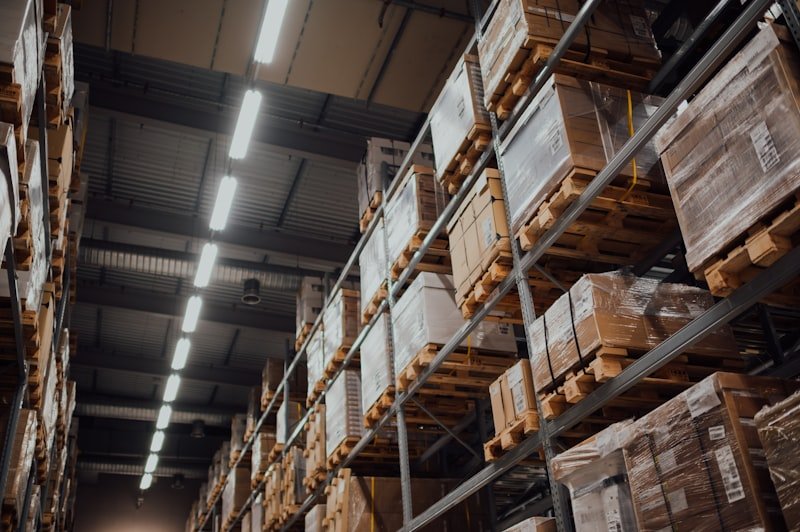 Kho tự đỡ rack clad cao tầng tự động hóa